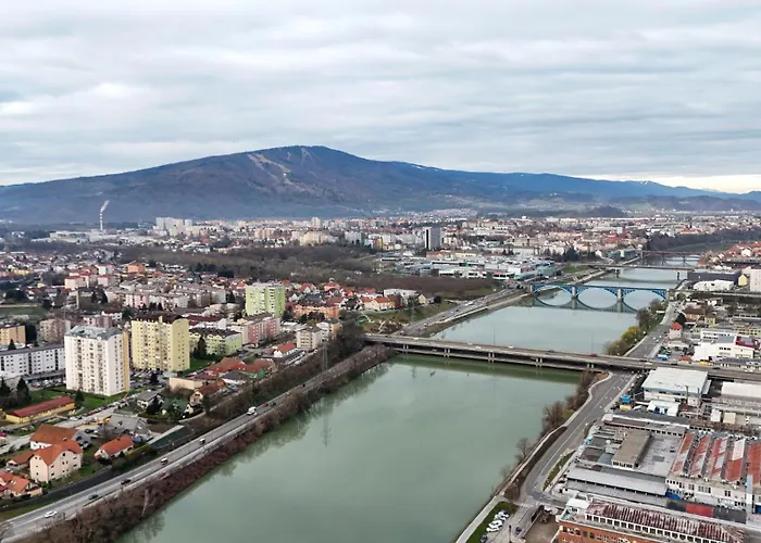 Apartma Karakter S Pogledom Na Park *